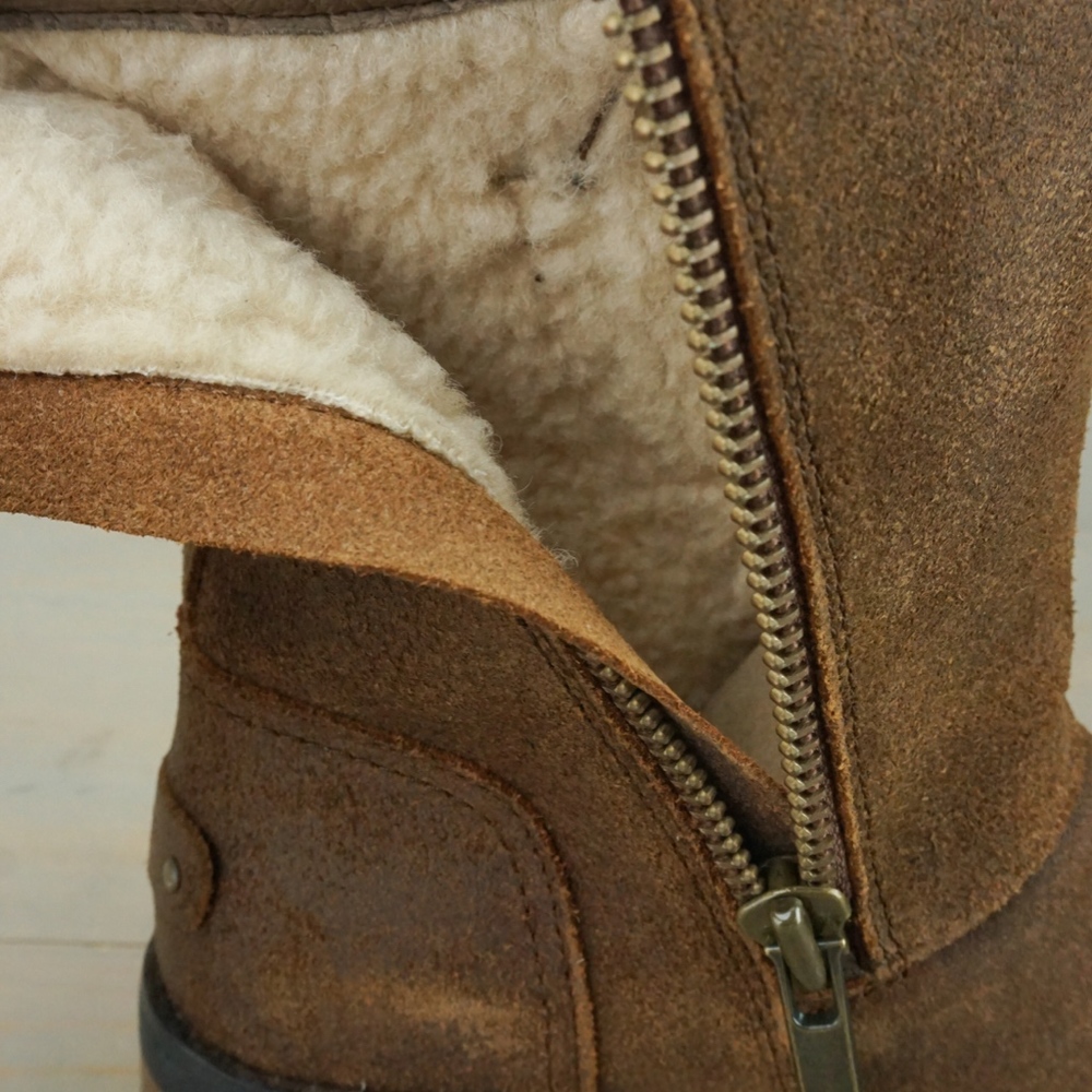 STORE CLOSING SALE UGG NIELS 2 CHIPMUNK BROWN MOTO BOOT - Picture 6 of 7